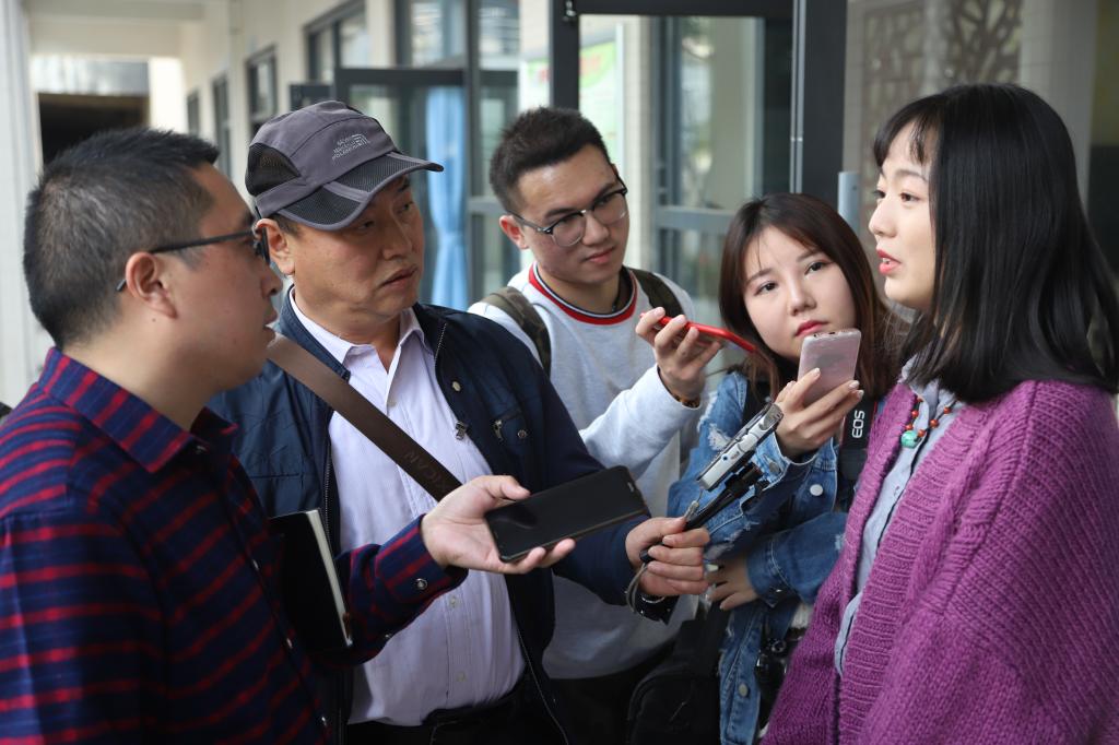 采访康养学院学生代表